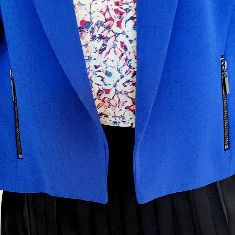 Kasper Fly Away Suit Jacket with Zipper Pocket Detail - Picture 8 of 16